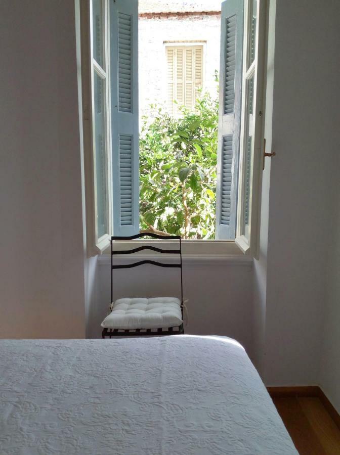 Villa "Pietra E Mare" Nafpaktos Екстериор снимка