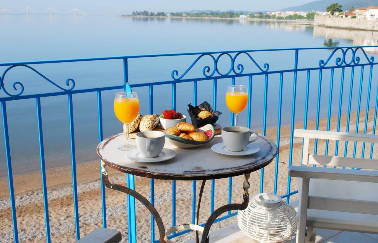 Villa "Pietra E Mare" Nafpaktos Екстериор снимка