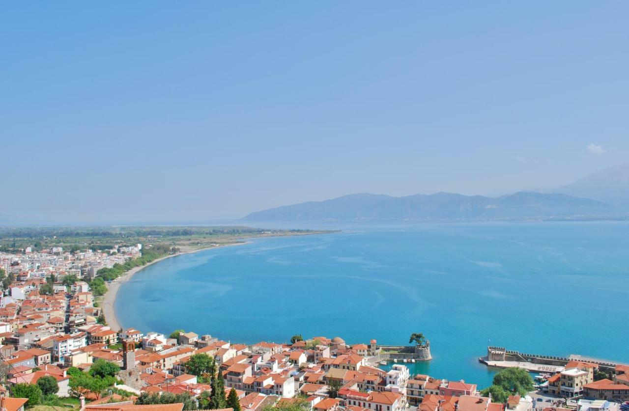 Villa "Pietra E Mare" Nafpaktos Екстериор снимка